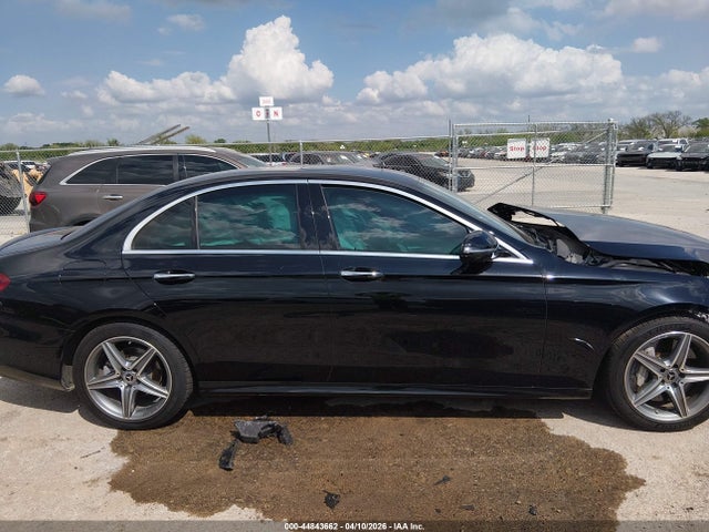 44843662 :رقم المزاد ، WDDZF4JB6KA512071 vin ، 2019 Mercedes-benz E 300 مزاد بيع