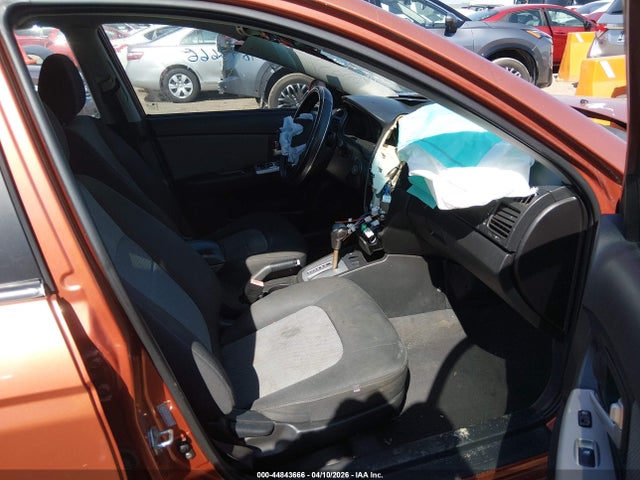 2008 Kia Spectra5 Sx მანქანა იყიდება აუქციონზე, vin: KNAFE161185010484, აუქციონის ნომერი: 44843666