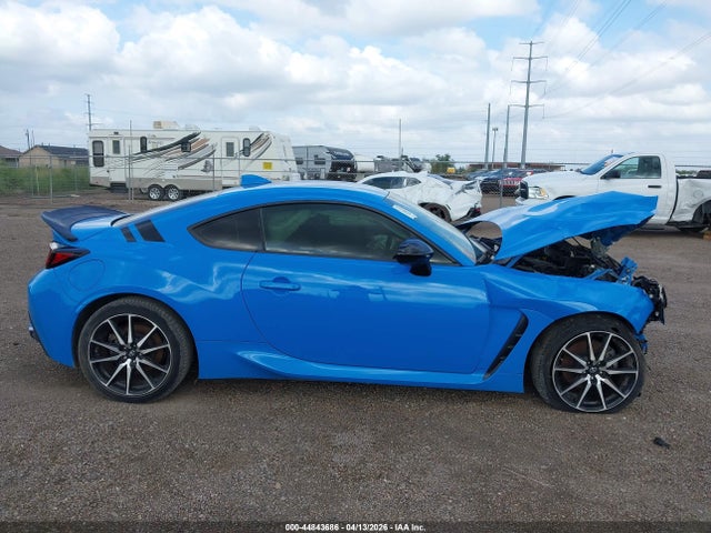 Продаж на аукціоні авто 2022 Toyota Gr86, vin: JF1ZNBC17N8750311, номер лоту: 44843686