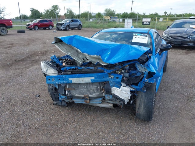 Продаж на аукціоні авто 2022 Toyota Gr86, vin: JF1ZNBC17N8750311, номер лоту: 44843686