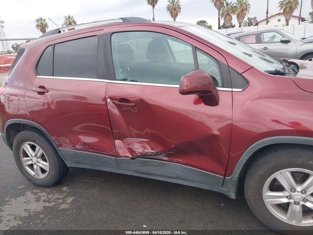 3GNCJLSB3GL144916 Chevrolet Trax Lt