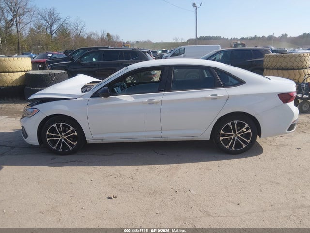 44843715 :رقم المزاد ، 3VWAM7BU0RM093899 vin ، 2024 Volkswagen Jetta 1.5t Sport مزاد بيع