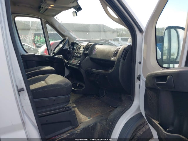 44843737 :رقم المزاد ، 3C6TRVDG5JE114311 vin ، 2018 Ram Promaster 2500 High Roof 159 Wb مزاد بيع