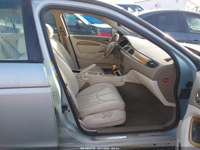 Aukcja sprzedaży 2002 Jaguar S-type 4.0l V8, vin: SAJDA01P22GM24205, numer aukcji: 44843738