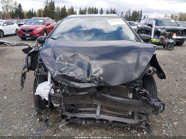 2016 Toyota Prius C Persona Series მანქანა იყიდება აუქციონზე, vin: JTDKDTB32G1114611, აუქციონის ნომერი: 44843741