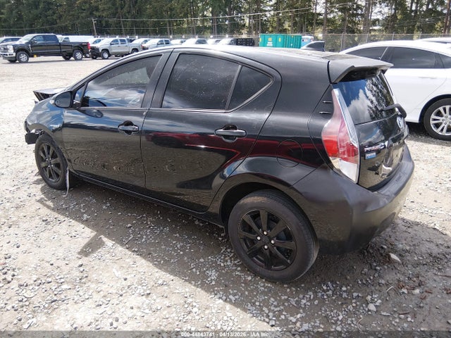 2016 Toyota Prius C Persona Series მანქანა იყიდება აუქციონზე, vin: JTDKDTB32G1114611, აუქციონის ნომერი: 44843741