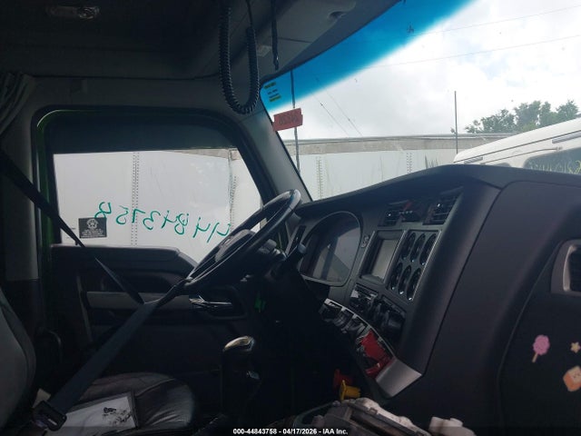 2024 Kenworth T680 მანქანა იყიდება აუქციონზე, vin: 1XKYD49X4RJ368031, აუქციონის ნომერი: 44843758