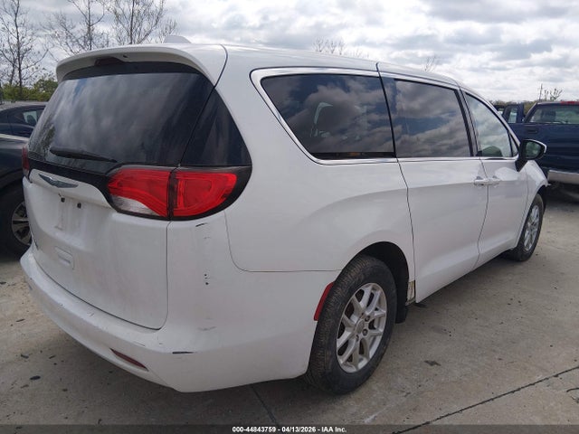 2017 CHRYSLER PACIFICA 2C4RC1CG0HR591641 Photo 3