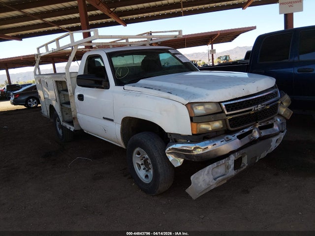 Продаж на аукціоні авто 2006 Chevrolet Silverado 2500hd Work Truck, vin: 1GBHC24U76E207584, номер лоту: 44843796