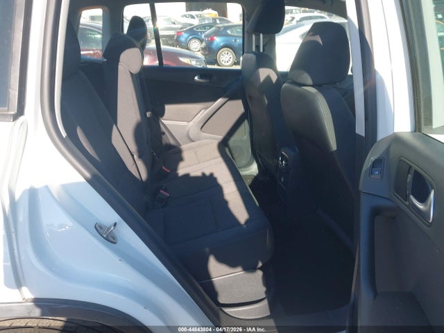 Продаж на аукціоні авто 2014 Volkswagen Tiguan S, vin: WVGAV3AX5EW568232, номер лоту: 44843804