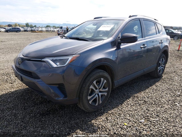 JTMBFREV0JJ731751 Toyota RAV4 LE