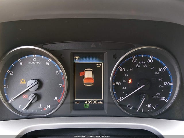 JTMBFREV0JJ731751 Toyota RAV4 LE