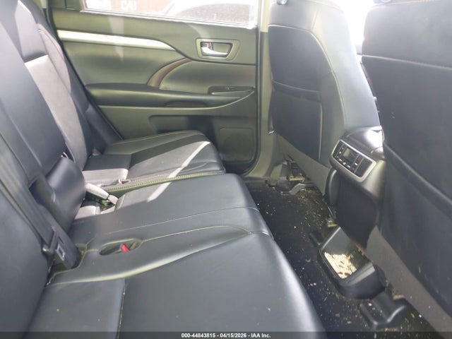44843815 :رقم المزاد ، 5TDJZRFH6KS579961 vin ، 2019 Toyota Highlander Xle مزاد بيع