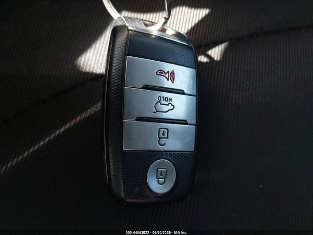 2017 Kia Soul + მანქანა იყიდება აუქციონზე, vin: KNDJP3A50H7464727, აუქციონის ნომერი: 44843822