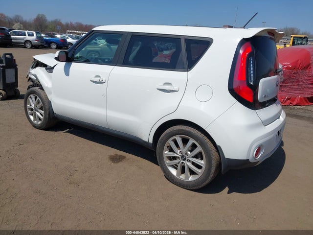 2017 Kia Soul + მანქანა იყიდება აუქციონზე, vin: KNDJP3A50H7464727, აუქციონის ნომერი: 44843822