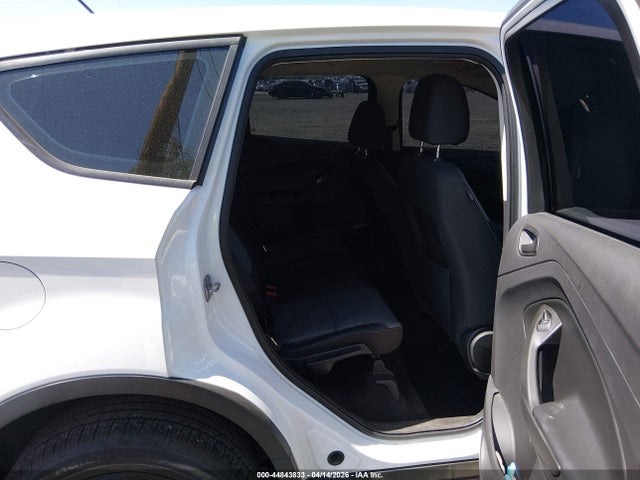 44843833 :رقم المزاد ، 1FMCU0F73HUD21035 vin ، 2017 Ford Escape S مزاد بيع