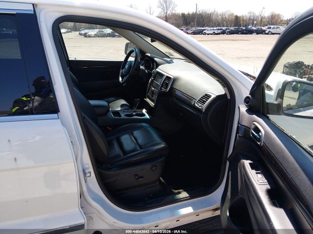2013 Jeep Grand Cherokee Laredo მანქანა იყიდება აუქციონზე, vin: 1C4RJFAG0DC592118, აუქციონის ნომერი: 44843842