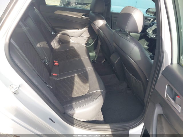 Продаж на аукціоні авто 2018 Hyundai Sonata Sport, vin: 5NPE34AF0JH668540, номер лоту: 44843853