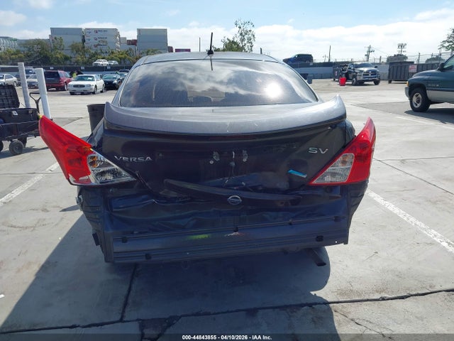 Продажа на аукционе авто 2015 Nissan Versa 1.6 Sv, vin: 3N1CN7AP9FL831935, номер лота: 44843855