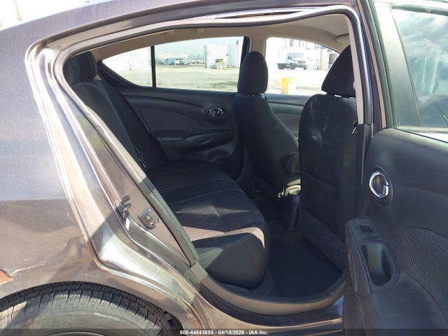 Продажа на аукционе авто 2015 Nissan Versa 1.6 Sv, vin: 3N1CN7AP9FL831935, номер лота: 44843855