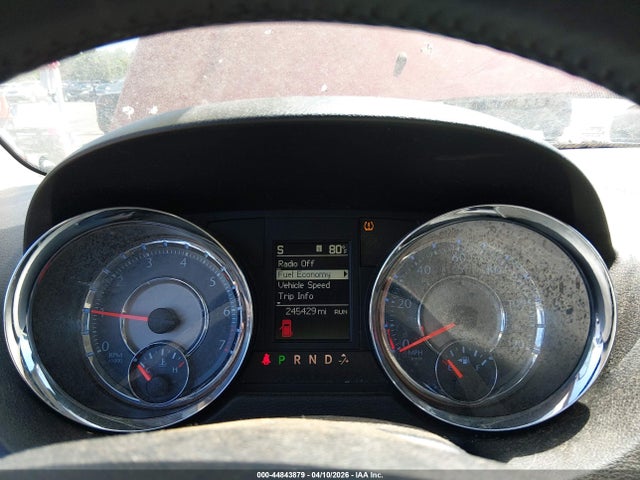 2014 Chrysler Town & Country Touring მანქანა იყიდება აუქციონზე, vin: 2C4RC1BG4ER272255, აუქციონის ნომერი: 44843879
