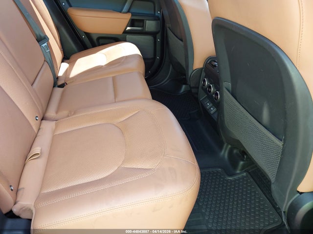 SALEWEEE1P2219577 Land Rover Defender 110 Carpathian Edition/110 V8