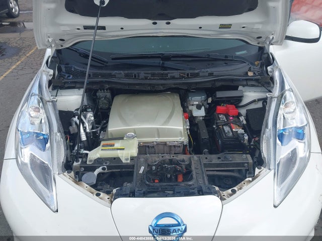 44843888 :رقم المزاد ، 1N4BZ0CP8GC304358 vin ، 2016 Nissan Leaf Sl مزاد بيع