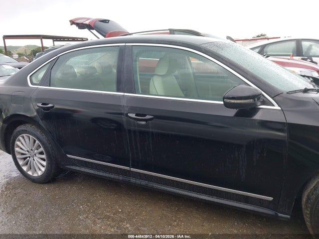 1VWBT7A31GC057279 Volkswagen Passat 1.8t Se