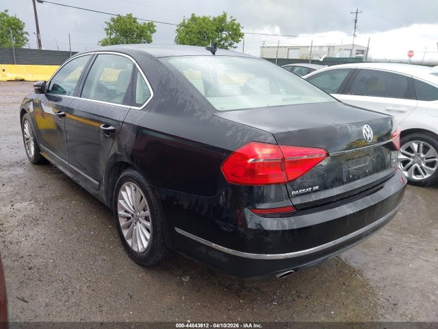 1VWBT7A31GC057279 Volkswagen Passat 1.8t Se