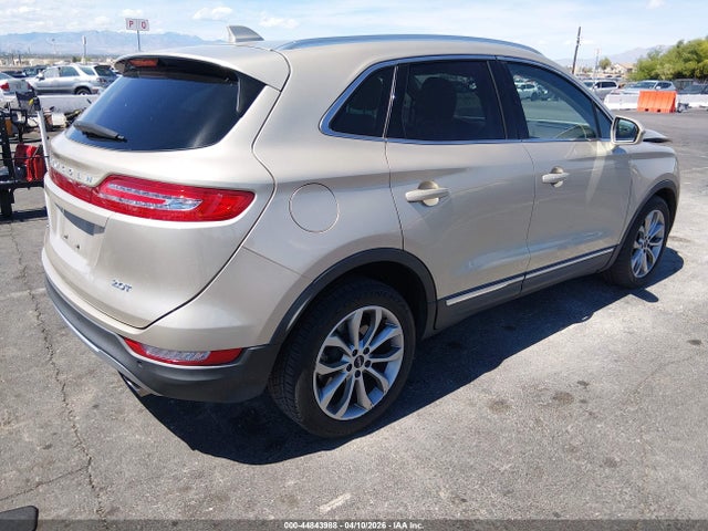 5LMCJ2C97HUL56068 Lincoln MKC SELECT
