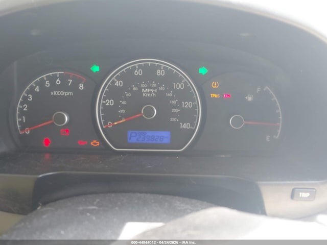 44844012 :رقم المزاد ، KMHDU4AD8AU090907 vin ، 2010 Hyundai Elantra Gls مزاد بيع