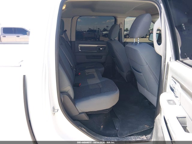 1C6RR7LG8KS516488 RAM 1500 Classic Slt 4x4 5&#039;7 Box