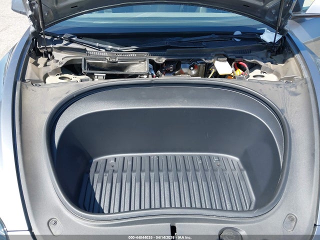 44844035 :رقم المزاد ، 5YJ3E1EB9SF939991 vin ، 2025 Tesla Model 3 Long Range All-wheel Drive مزاد بيع