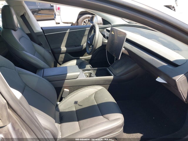 44844035 :رقم المزاد ، 5YJ3E1EB9SF939991 vin ، 2025 Tesla Model 3 Long Range All-wheel Drive مزاد بيع