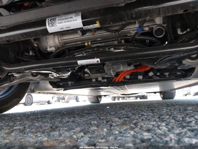 44844035 :رقم المزاد ، 5YJ3E1EB9SF939991 vin ، 2025 Tesla Model 3 Long Range All-wheel Drive مزاد بيع