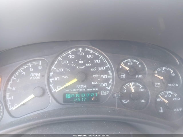 2000 Chevrolet Tahoe All New Lt მანქანა იყიდება აუქციონზე, vin: 1GNEC13T8YJ103642, აუქციონის ნომერი: 44844042
