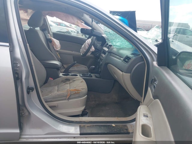 44844062 :رقم المزاد ، 3FAHP0HA0AR414513 vin ، 2010 Ford Fusion Se مزاد بيع
