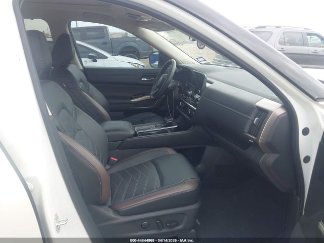 Продажа на аукционе авто 2024 Nissan Pathfinder Platinum Fwd, vin: 5N1DR3DG3RC222040, номер лота: 44844068