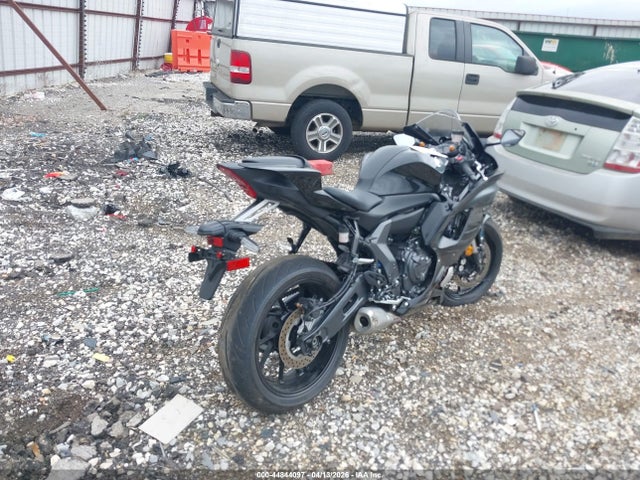 Yamaha Yzfr7 2025 JYARM38E2SA020627 Image 4