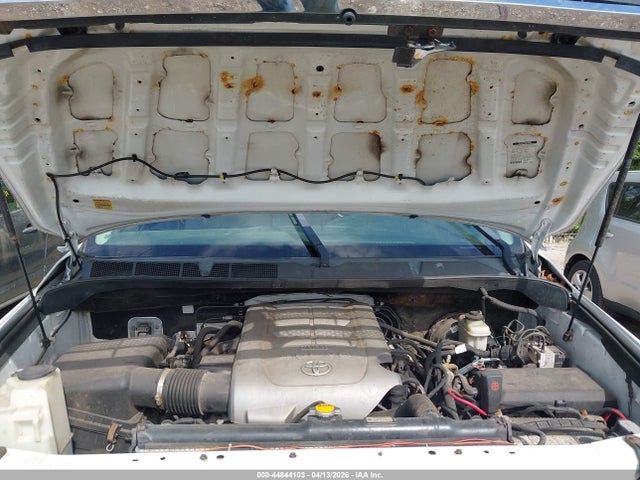 2010 TOYOTA TUNDRA 5TFCM5F11AX001052 Photo 9