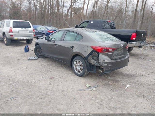 2015 Mazda Mazda3 I Sport მანქანა იყიდება აუქციონზე, vin: 3MZBM1U71FM133301, აუქციონის ნომერი: 44844104