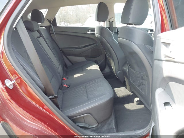 2019 Hyundai Tucson Se მანქანა იყიდება აუქციონზე, vin: KM8J2CA43KU081715, აუქციონის ნომერი: 44844109