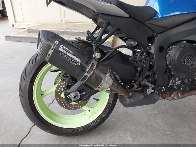 Suzuki GSX-R750 2022 JS1GR7MA8N7100307 Image 16