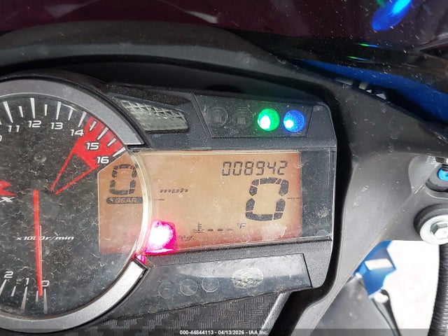 Suzuki GSX-R750 2022 JS1GR7MA8N7100307 Image 7