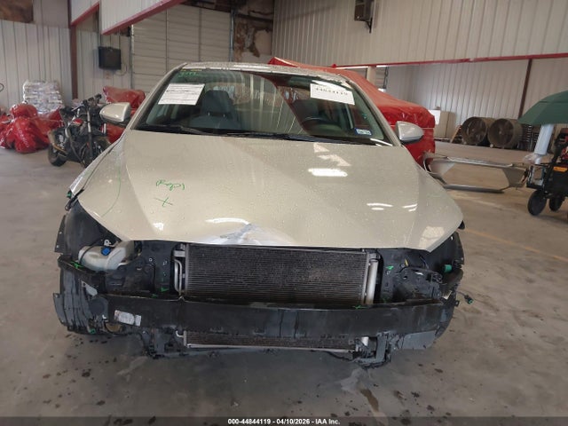 44844119 :رقم المزاد ، 5NPD84LF7HH023209 vin ، 2017 Hyundai Elantra Se مزاد بيع