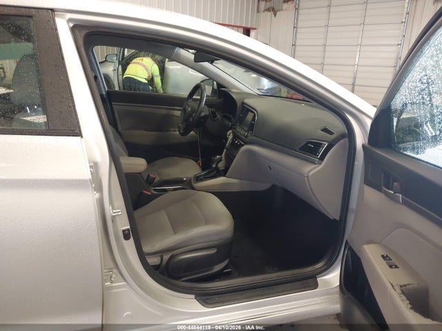 44844119 :رقم المزاد ، 5NPD84LF7HH023209 vin ، 2017 Hyundai Elantra Se مزاد بيع