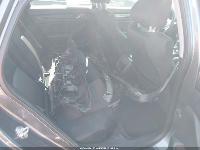 1HGCV1F1XJA258088 Honda ACCORD LX