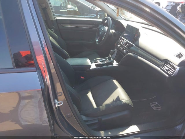 1HGCV1F1XJA258088 Honda ACCORD LX