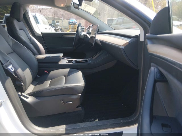 Продажа на аукционе авто 2023 Tesla Model Y Awd/long Range Dual Motor All-wheel Drive, vin: 7SAYGDEE5PA079087, номер лота: 44844138