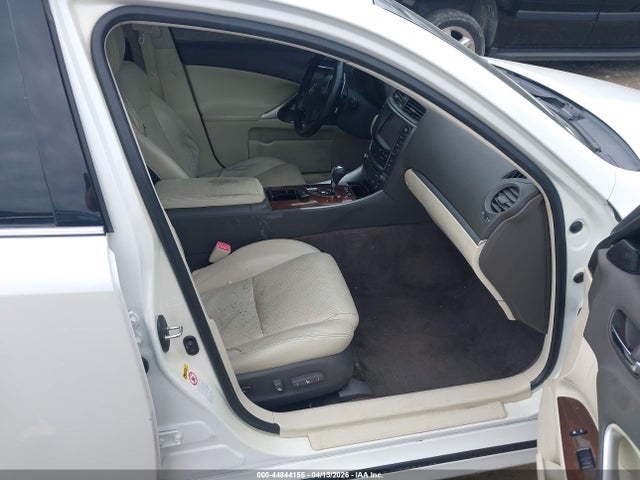 44844155 :رقم المزاد ، JTHCF5C28C5058613 vin ، 2012 Lexus Is 250 مزاد بيع